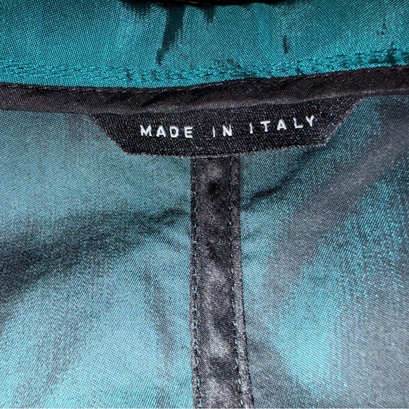 Women’s size small Giorgio Armani teal overcoat, jacket, size 40, size 4 US - Picture 12 of 12